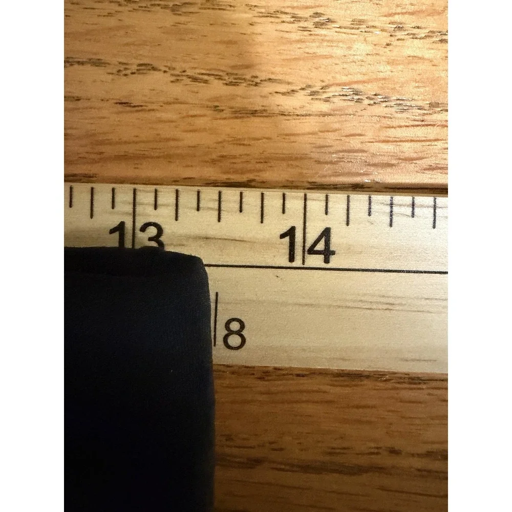 lululemon athletica drawstring missing
